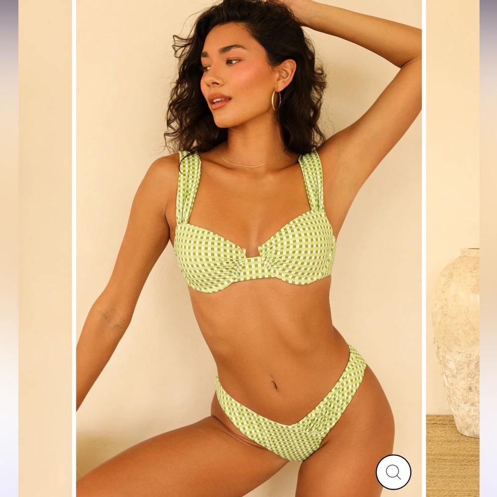 Dippin' Daisy's Roma and Nocturnal bottom lime
